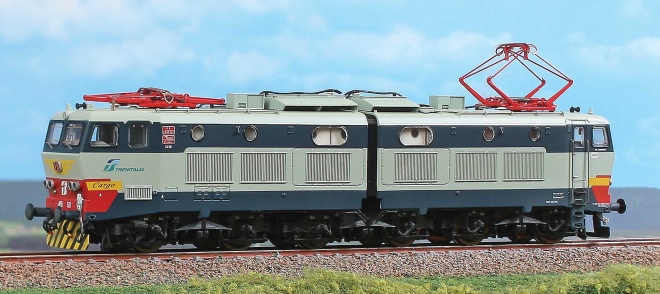 Electric locomotive E 655.528 in original livery (Limited Edition)<br /><a href='images/pictures/ACME/301941_c.jpg' target='_blank'>Full size image</a>
